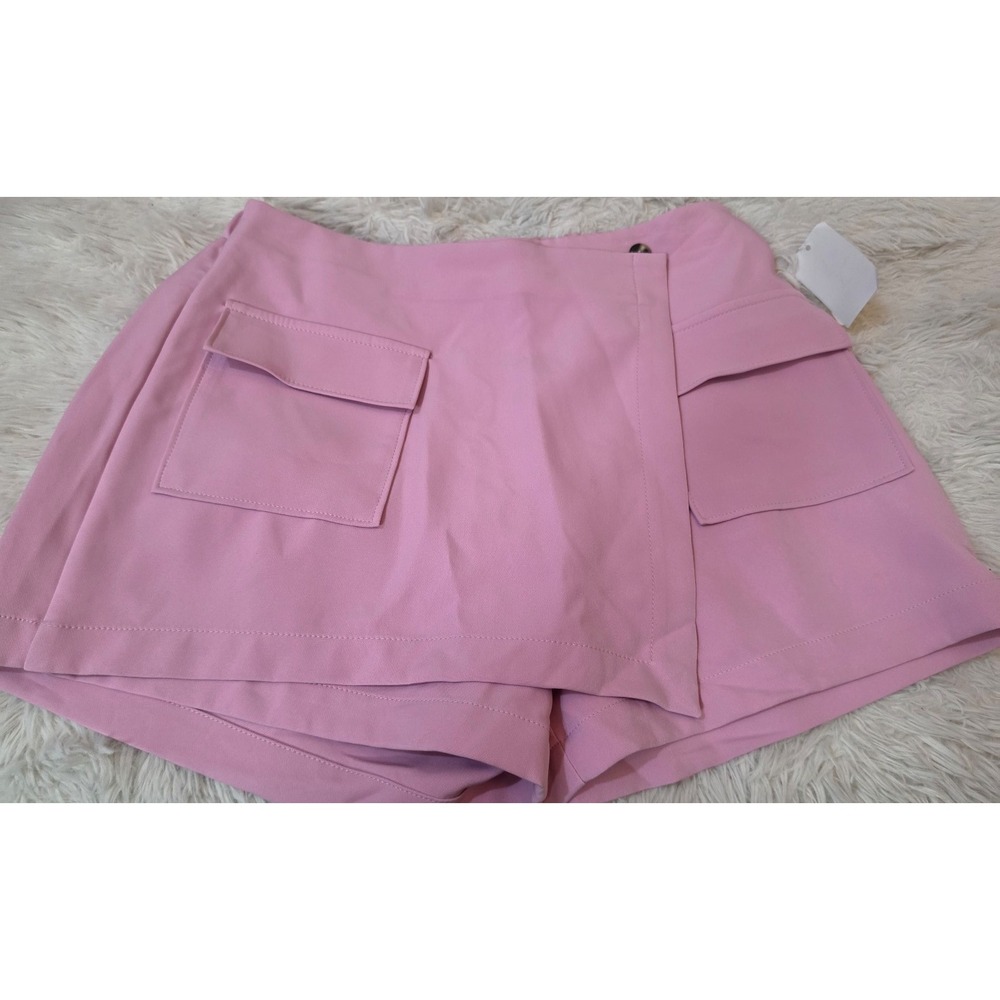 Love Tree Cargo Wrap Skort Size Medium Pink Asymmetric Shorts Utility NWT